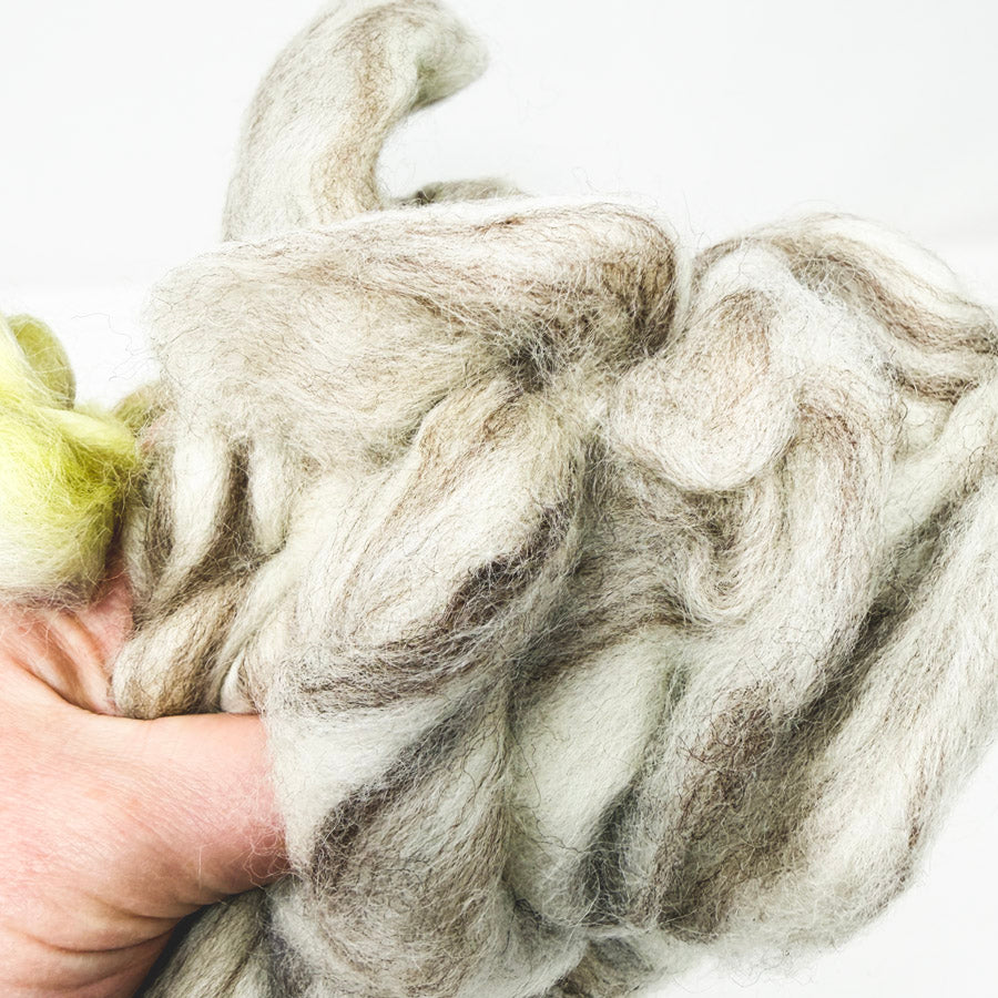 Marbled Cream Coffee Roving – 4.1 oz