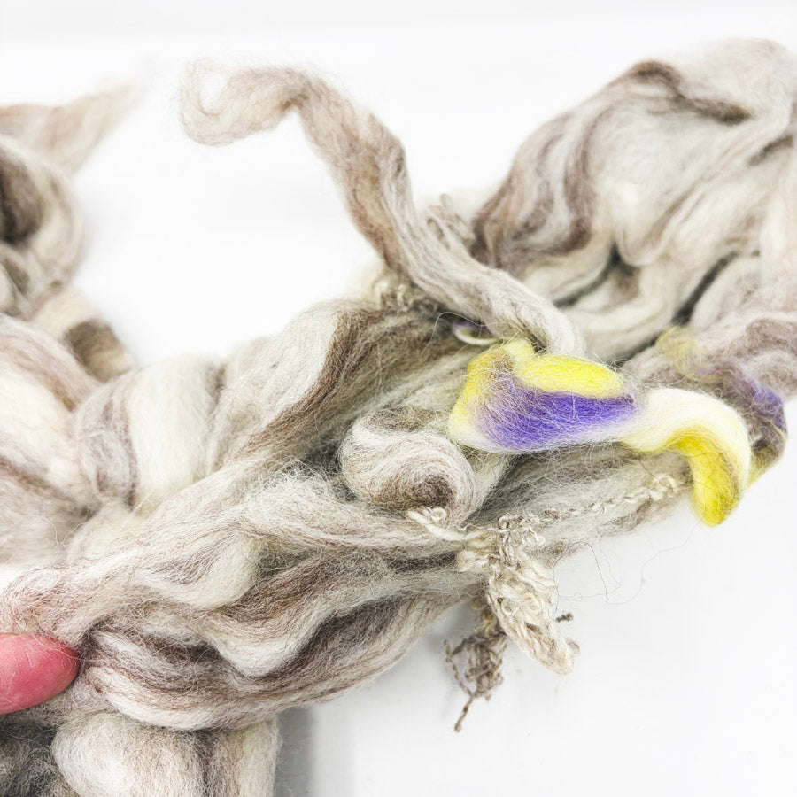 Marbled Cream Coffee Roving – 4.1 oz