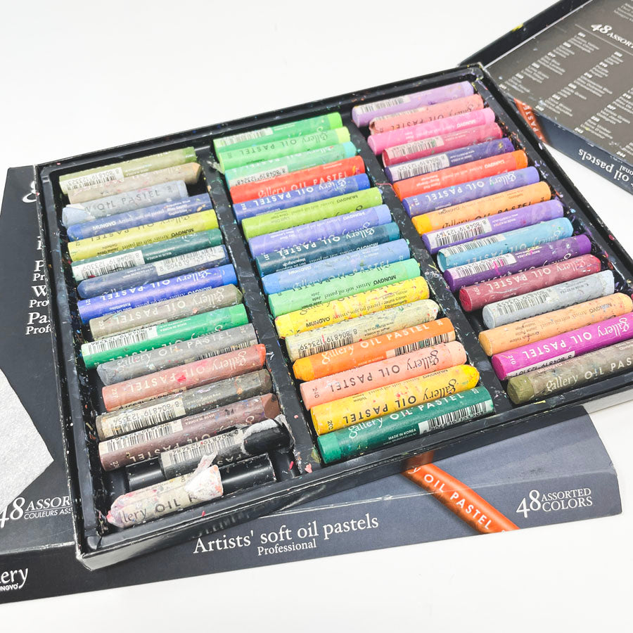 Mungyo Gallery 48 pc Oil Pastel Set