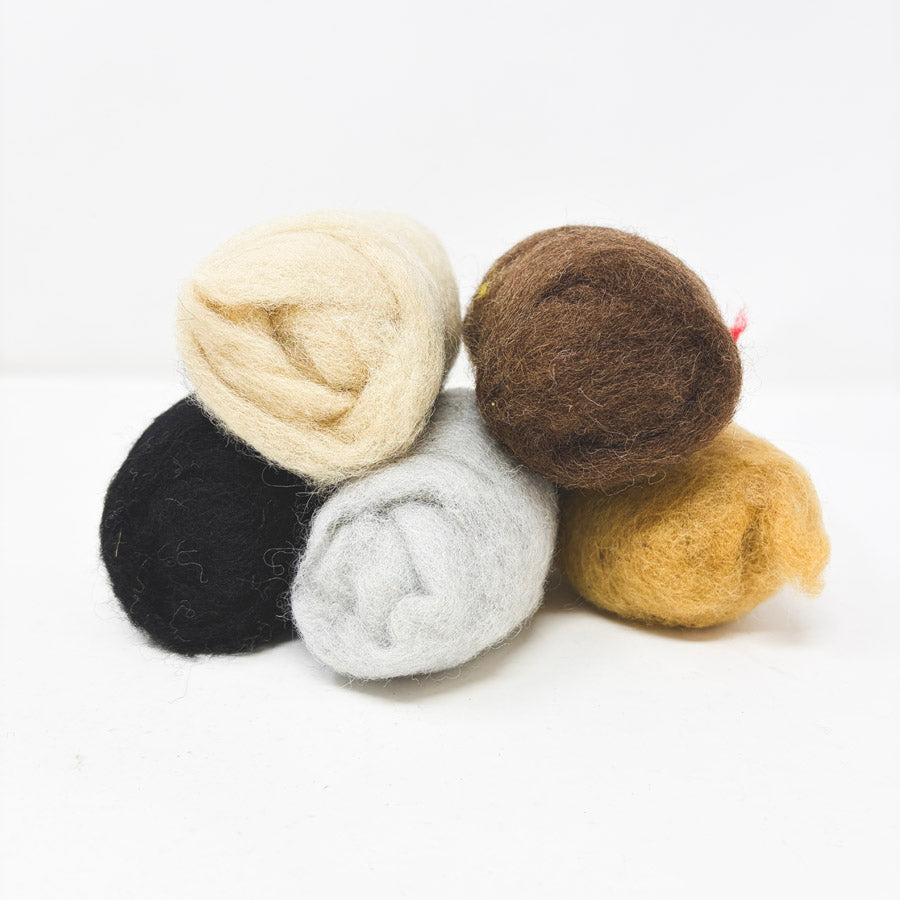 Bundle of Neutral Wool Roving (5)