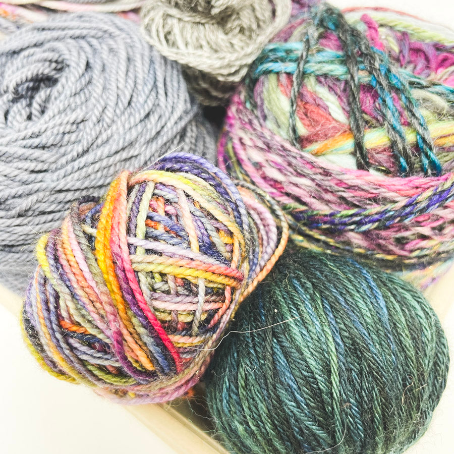 Night Life Yarn Sushi Weaving Kit