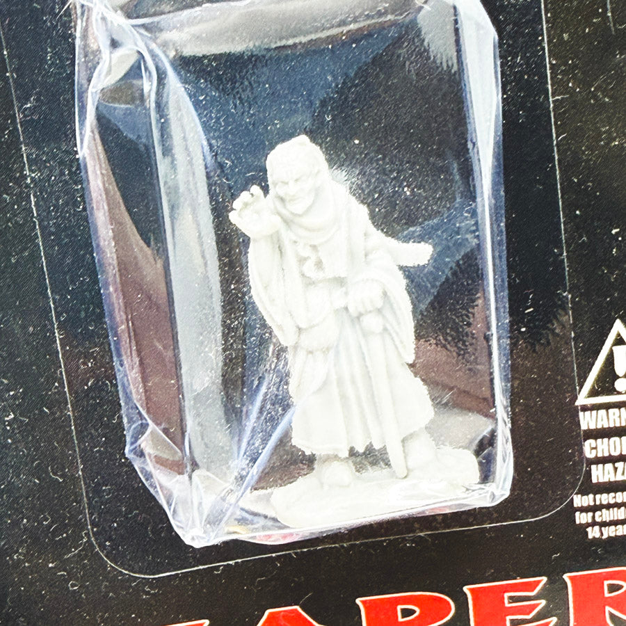 Estra, Iconic Spiritualist/Reaper Pathfinder Bones Miniature