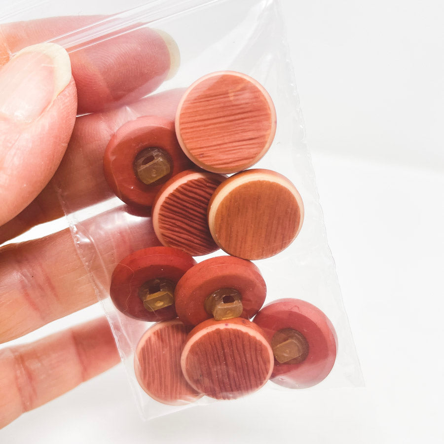 Pink Shank Button Set