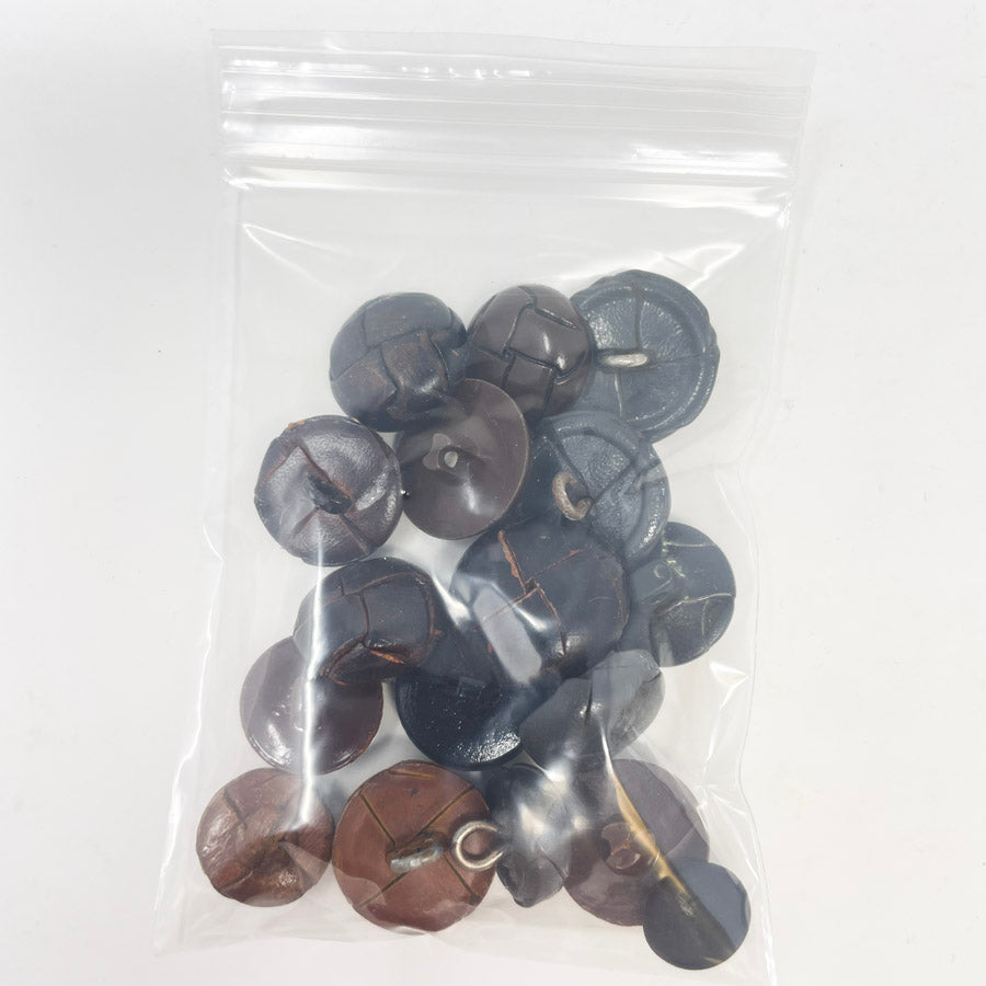 Small Bag of Black and Brown Shank Buttons