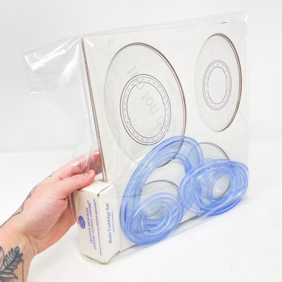 Creative Memories Custom Cutting System - Circle/Oval/3 Blades