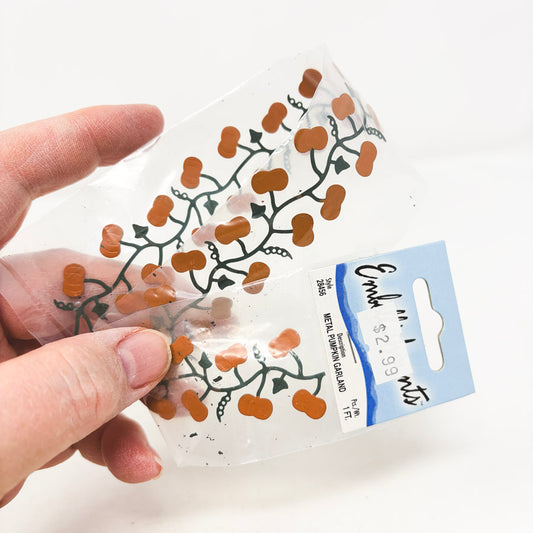 Embellishments Metal Pumpkin Garland