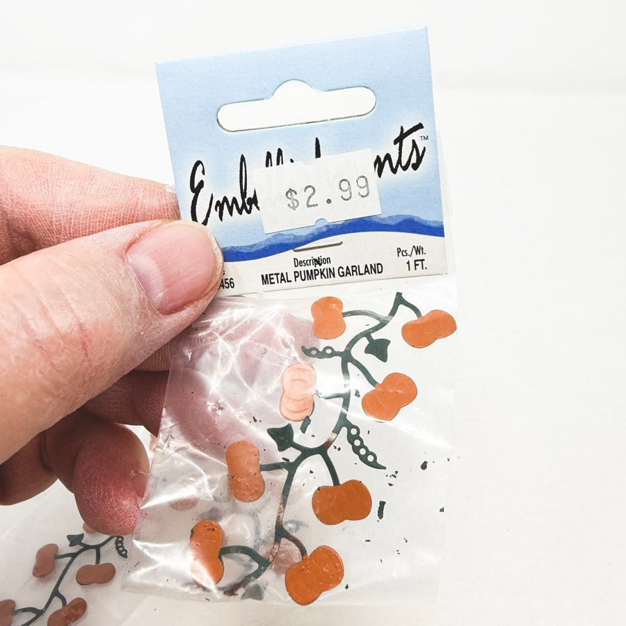 Embellishments Metal Pumpkin Garland