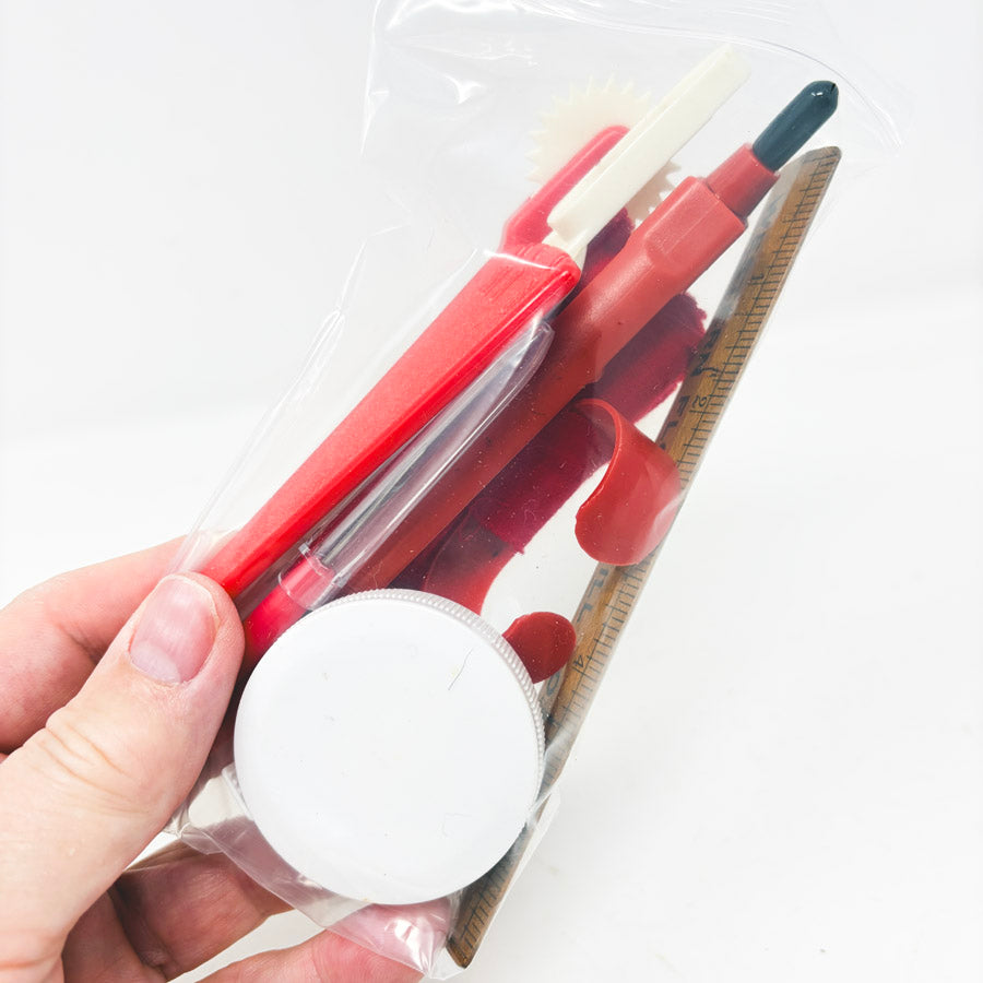 Western Red Sewing Tool Kit