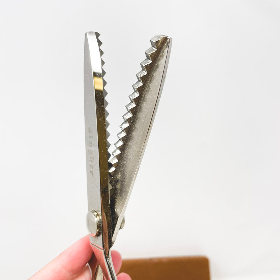 Vintage Gingher Pinking Shears G-7P