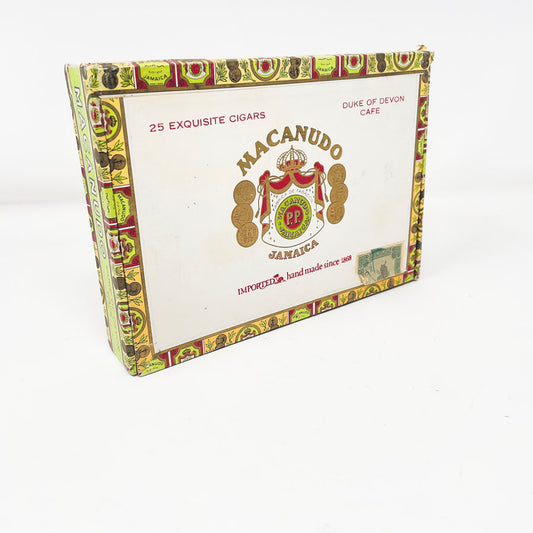 Macundo Cigar Box