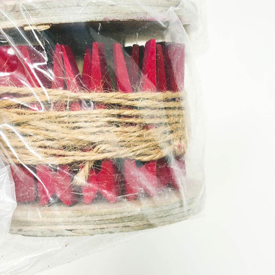 Clothes Pin Jute Photo Rope