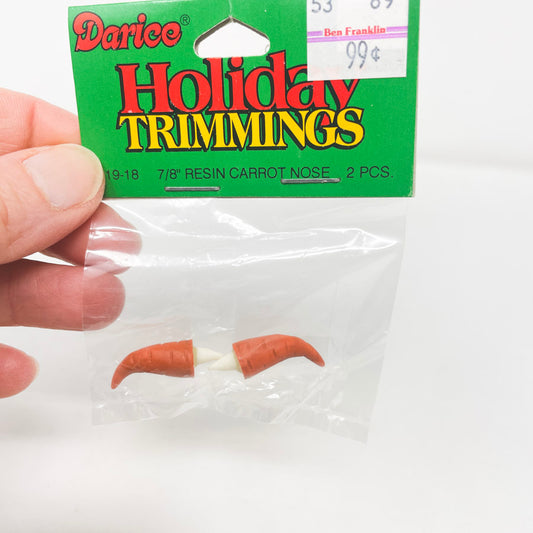 Darice Holiday Trimmings - Carrot Nose
