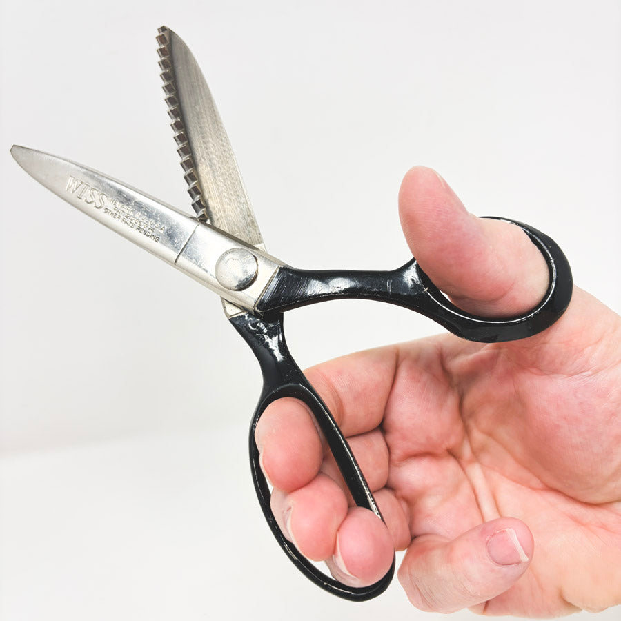 Wiss Pinking Shears - Black Handle