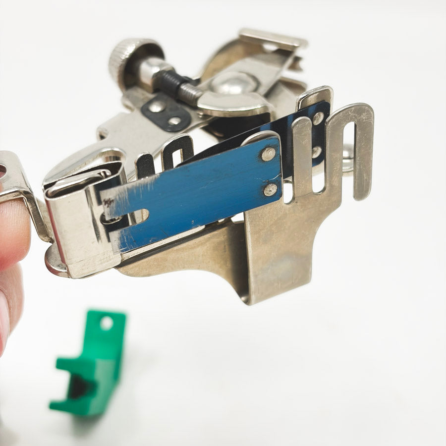 Singer Ruffler Sewing Machine Attachment with Asst. Feet