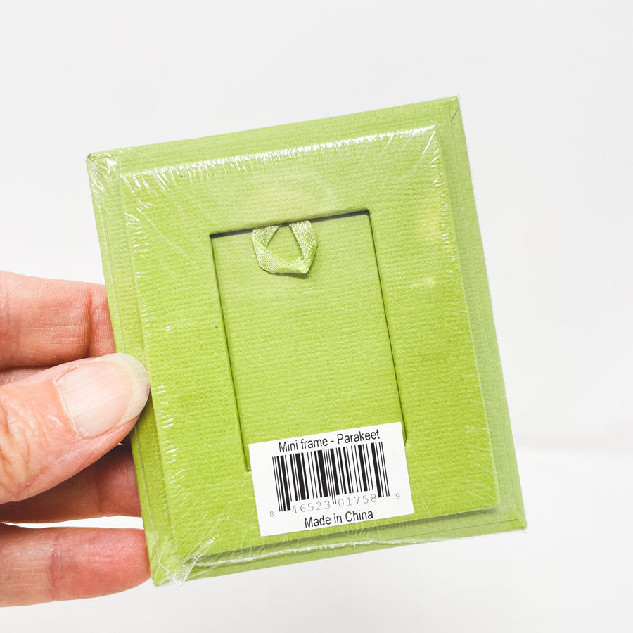 Bazzill Basics Magnetic Mini Frames