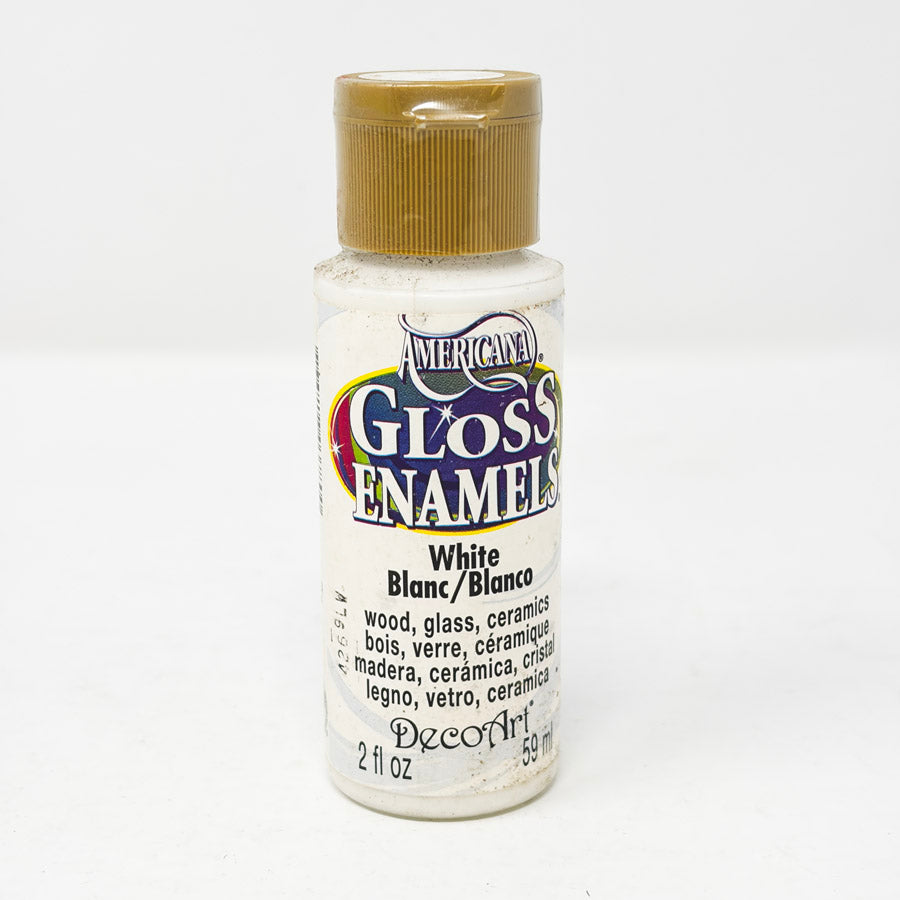 Americana Gloss Enamel White Paint