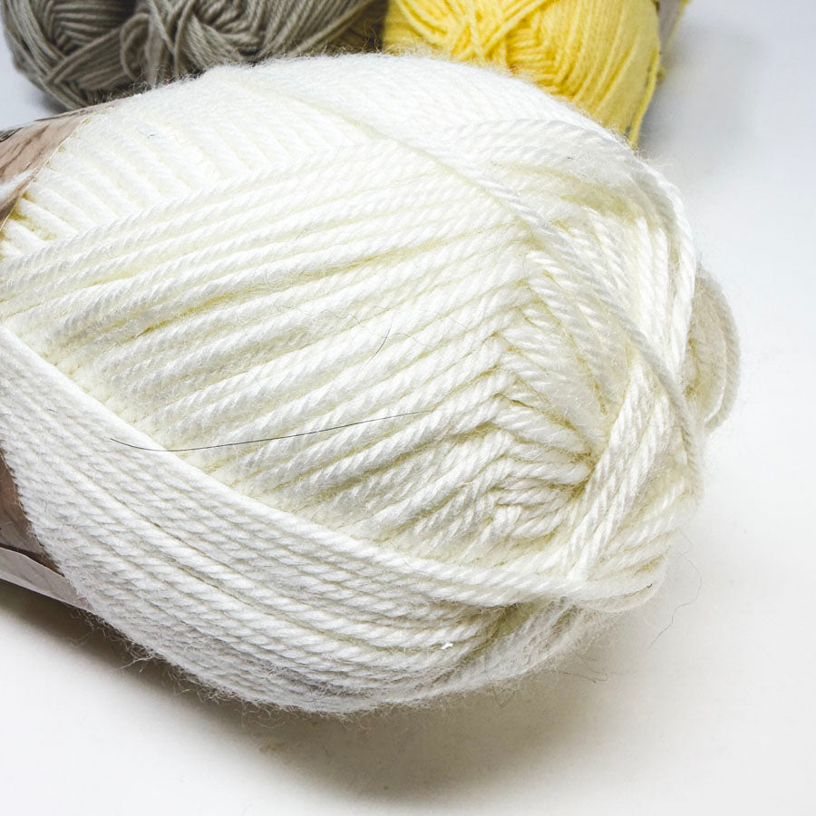 4 Seasons Marvel 8 Ply Yarn (1)