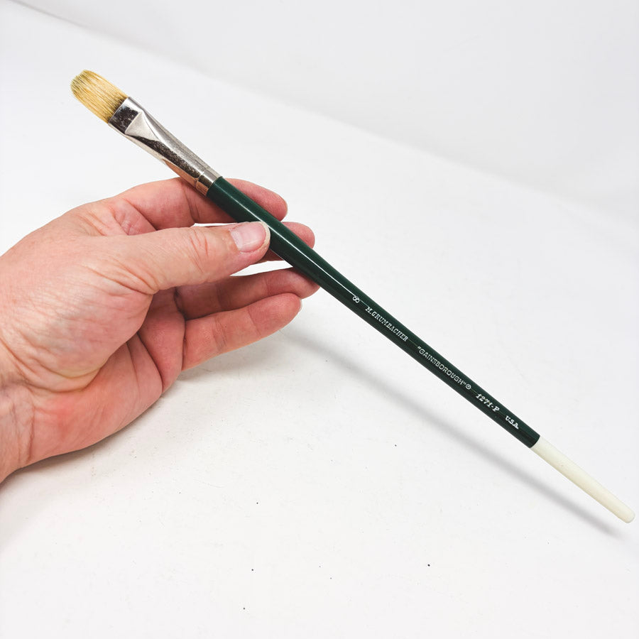 M Grumbacher Flat Long Handle Size 8