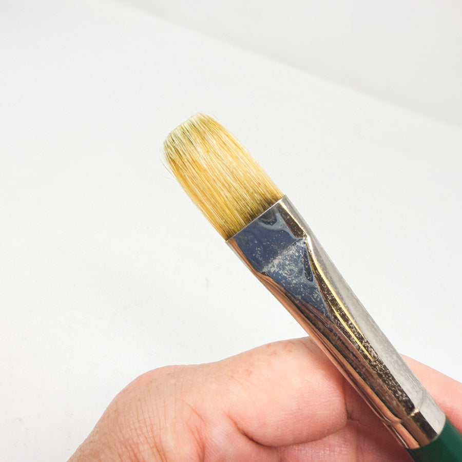 M Grumbacher Flat Long Handle Size 8