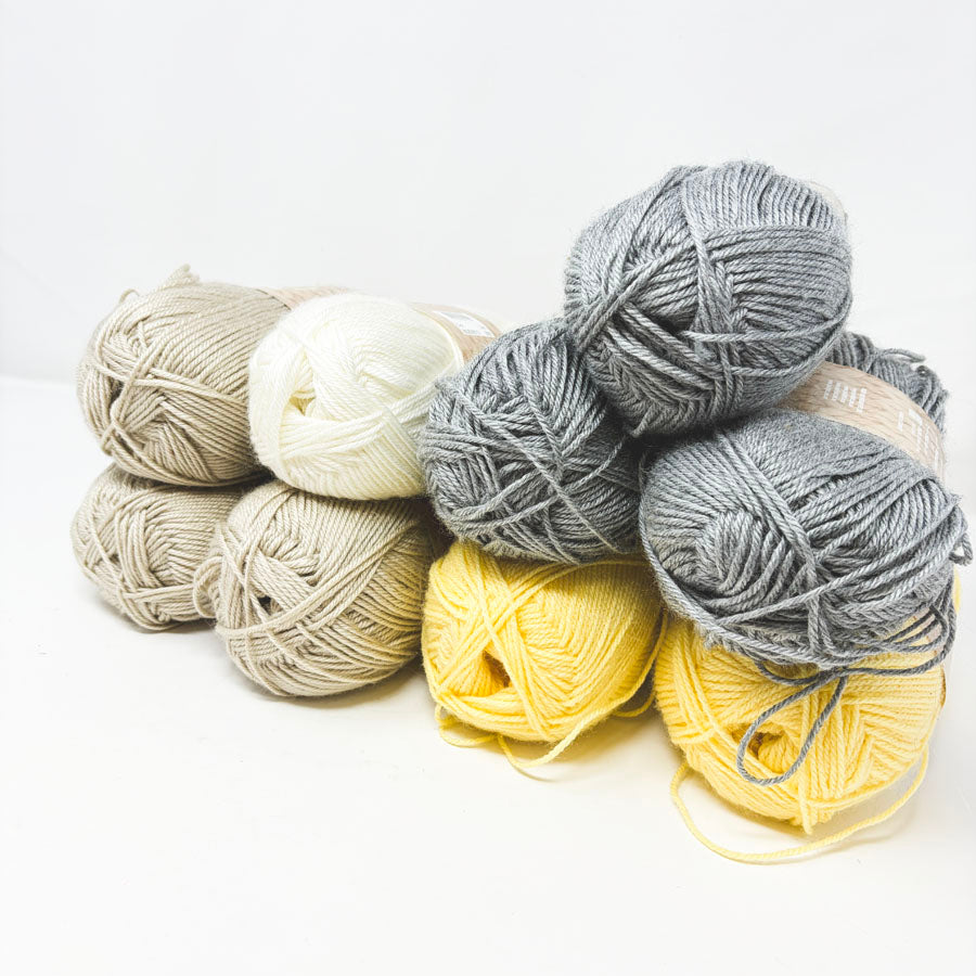 4 Seasons Marvel 8 Ply Yarn (1)