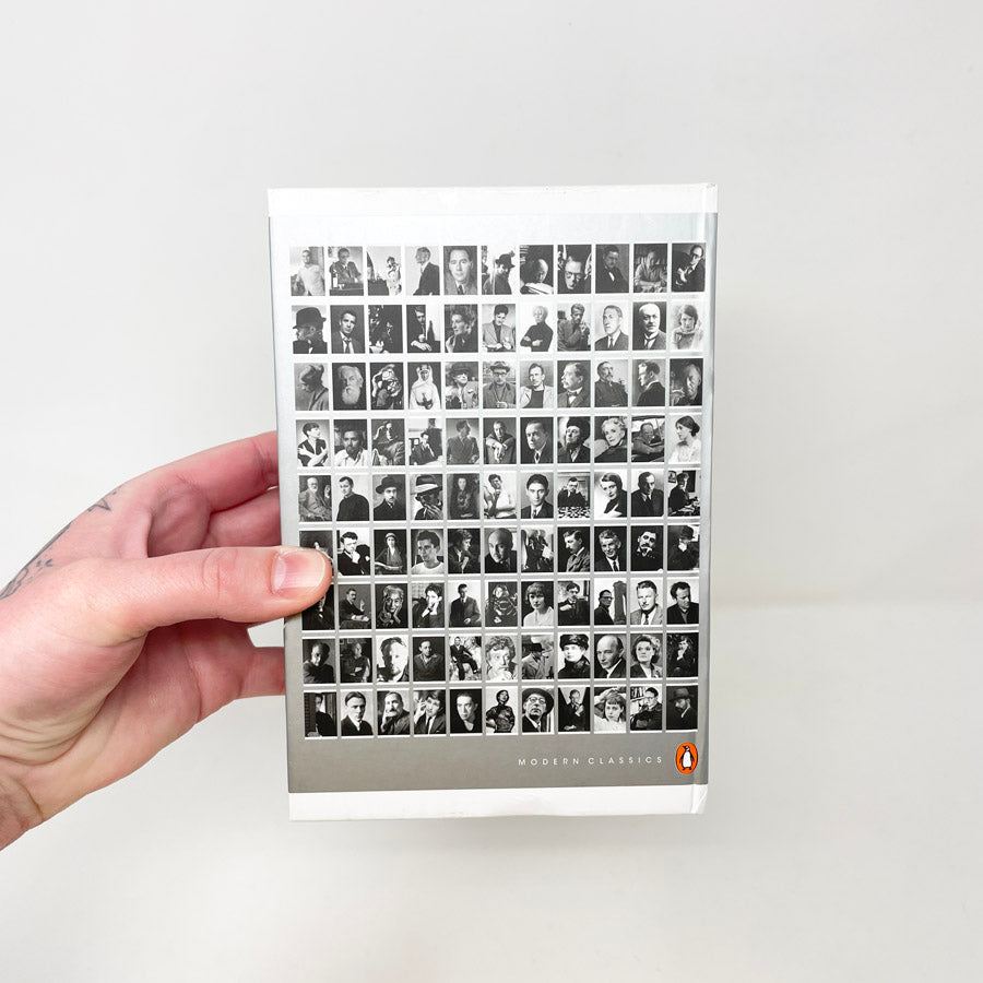 100 Postcards From Penguin Modern Classics
