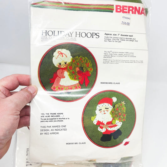 Vintage Bernat Holiday Hoops Mr/Mrs Clause # W09190 Stitchery Kit - 1976