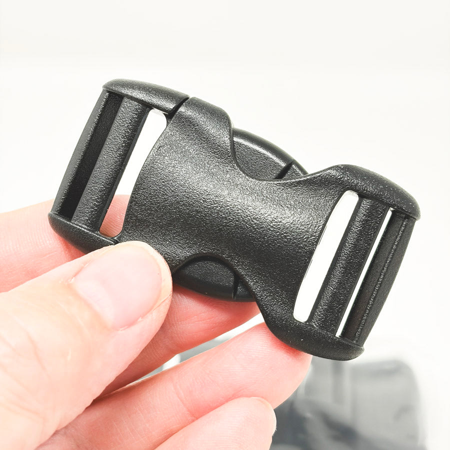 1 Inch Flat Heavy Duty Plastic Buckles (10)