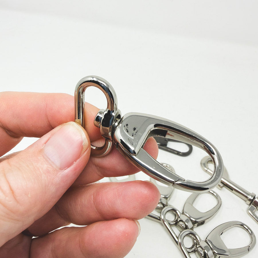 Bundle of Asst. Swivel Hooks (9)