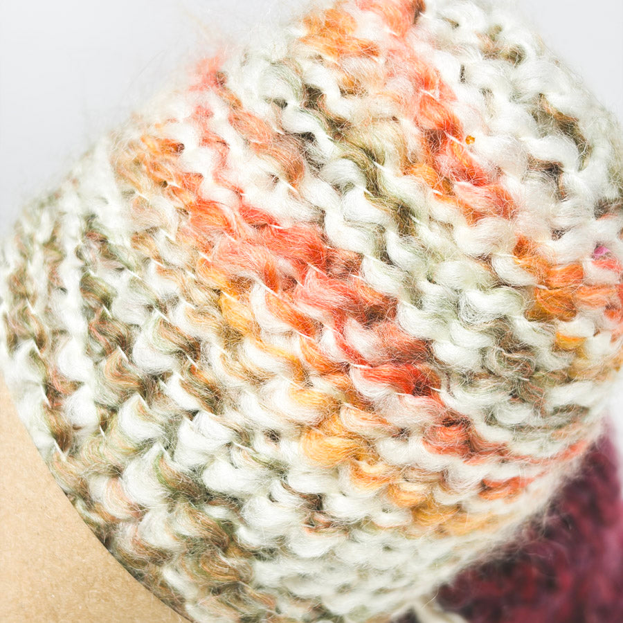 No Label Yarn (Lion Brand Homespun?) (1)