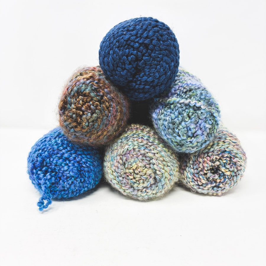 No Label Yarn (Lion Brand Homespun?) (1)