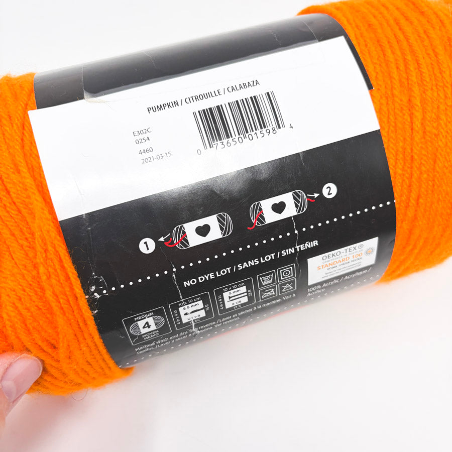 Red Heart Super Saver Jumbo Acrylic Yarn - Pumpkin