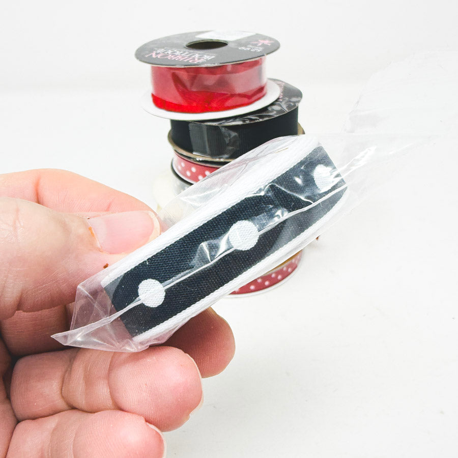 Black and Red Fly Ribbon Tower