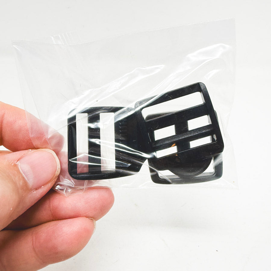 Black Plastic Buckles for Straps/Webbing