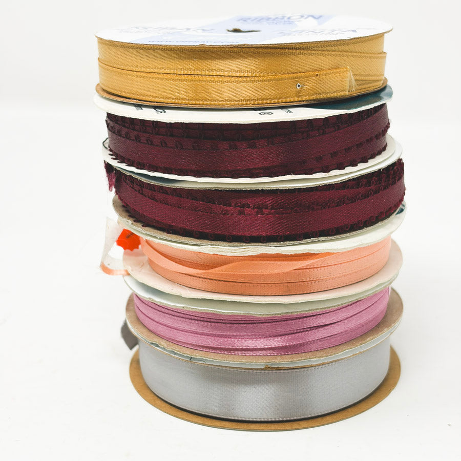 80s Wedding – Assorted Ribbon Tower (6)