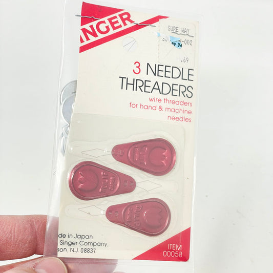 Pack of Needle Threaders