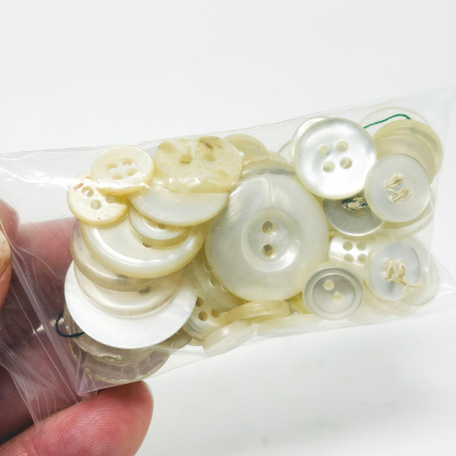 Pearlized Buttons White Bundle