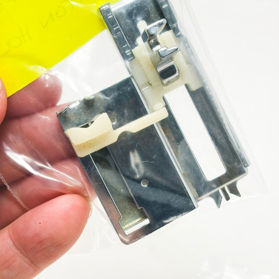 Slide Measure Foot for Buttonholes