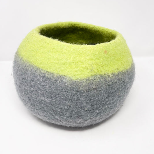 Wool Handmade Round Ombre Bowl Gray & Green