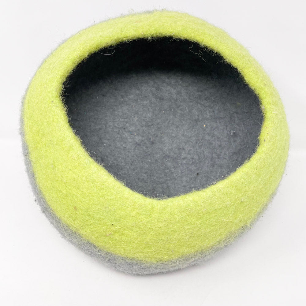 Wool Handmade Round Ombre Bowl Gray & Green