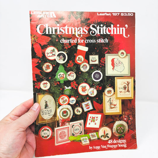 Leisure Arts Christmas Stitchin' Leaflet 197 Cross Stitch Pattern Book
