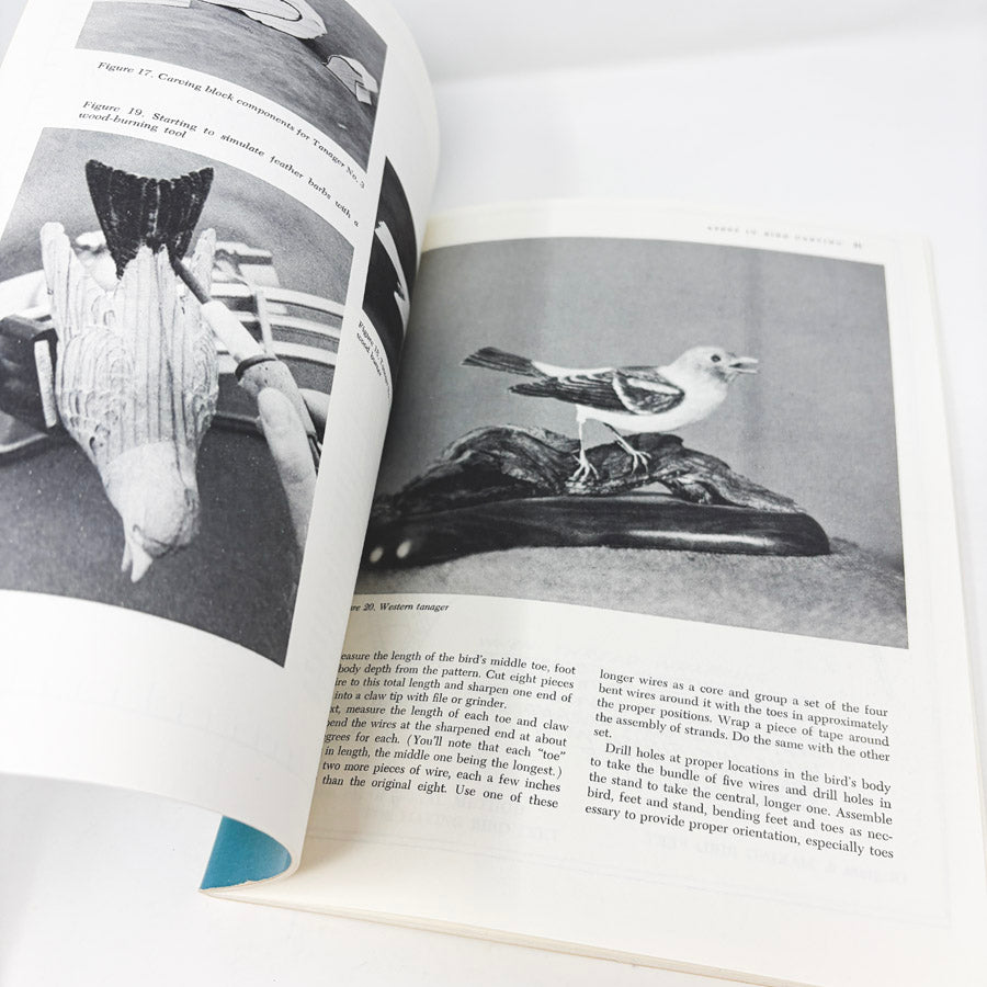 Carving Realistic Birds Book by H.D. Green