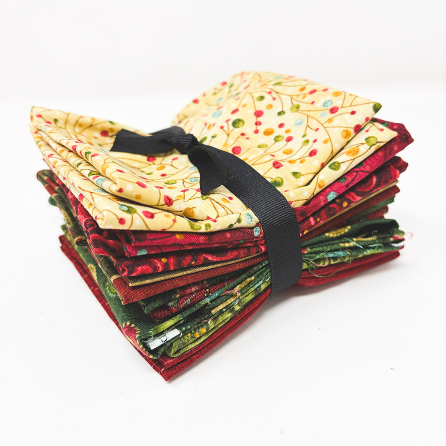 Christmas Quilter Holiday Fabric Remnants Bundle