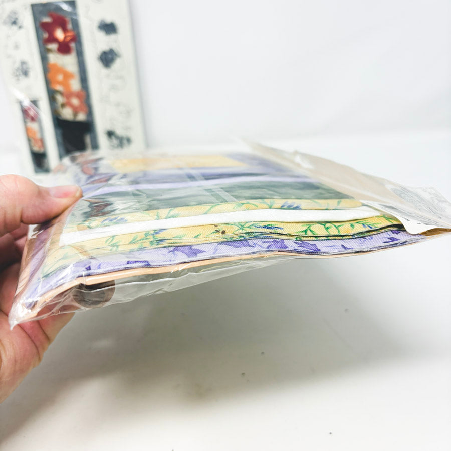 Iris (MM06) Patch Abilities Monthly Minis Hanging Quilt Kit