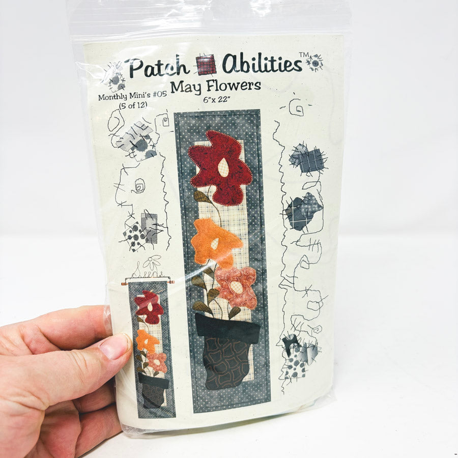 May Flowers (MM05) Patch Abilities Monthly Minis Hanging Quilt Kit