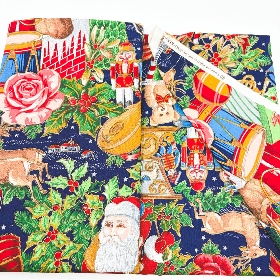 43" x 1 yd Bold Christmas with Gold Cotton Fabric