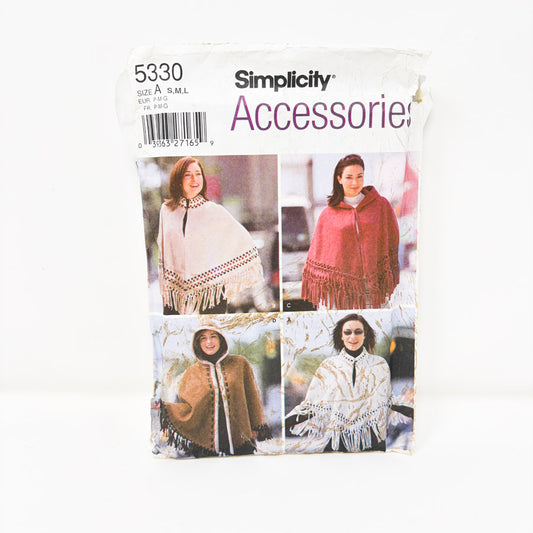 Simplicity Accessories Sewing Pattern 5330 – Poncho - Size S-L