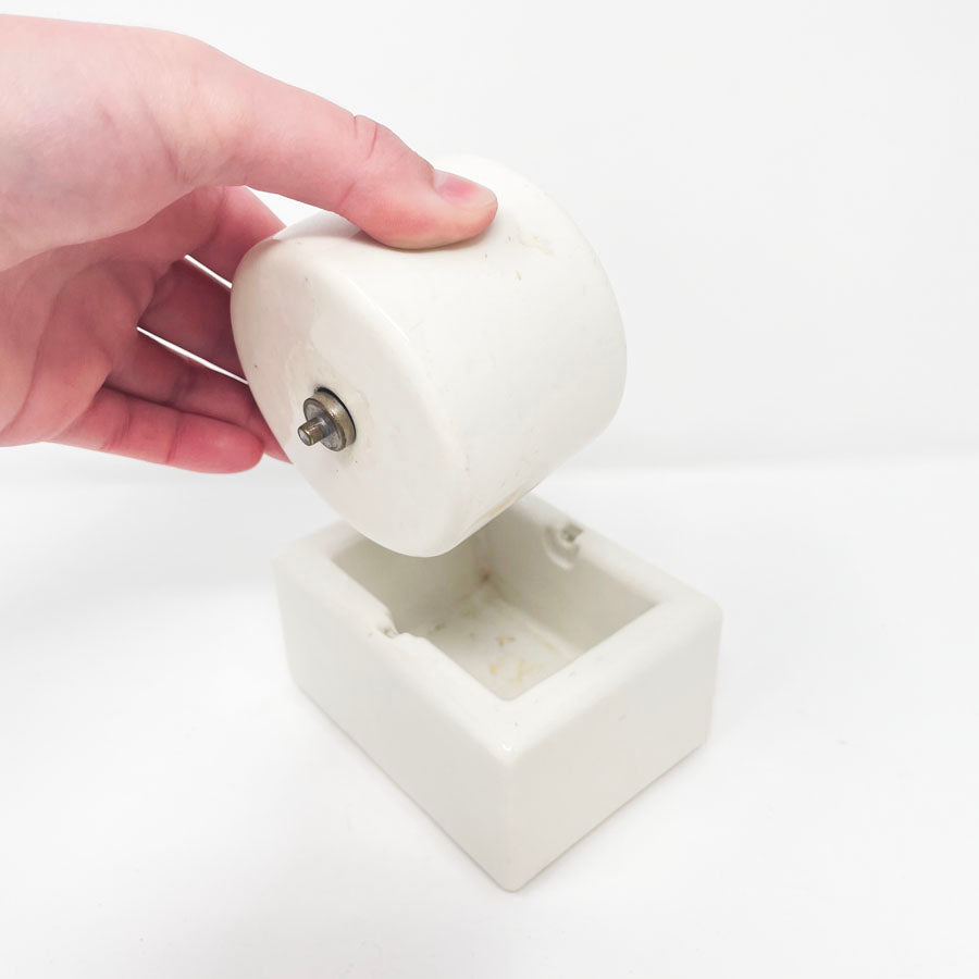 Sengbusch Vintage Porcelain Stamp Moistener