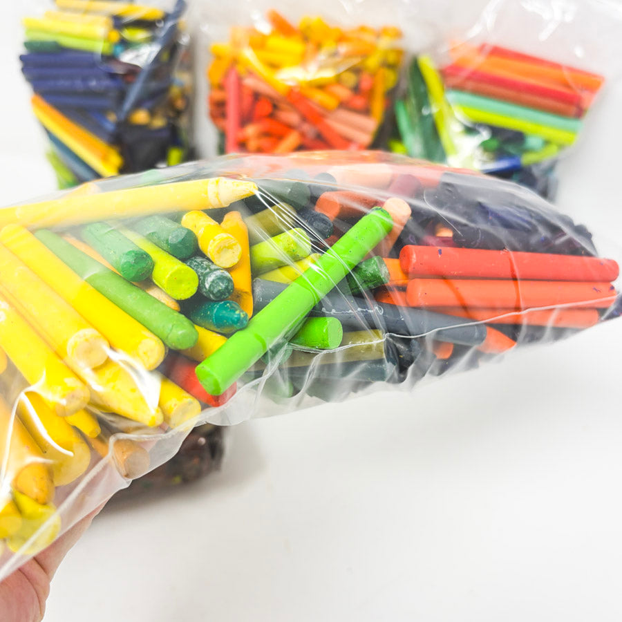 Melted Crayon Art: Deep Colors – Large Bag of Unwrapped Crayons