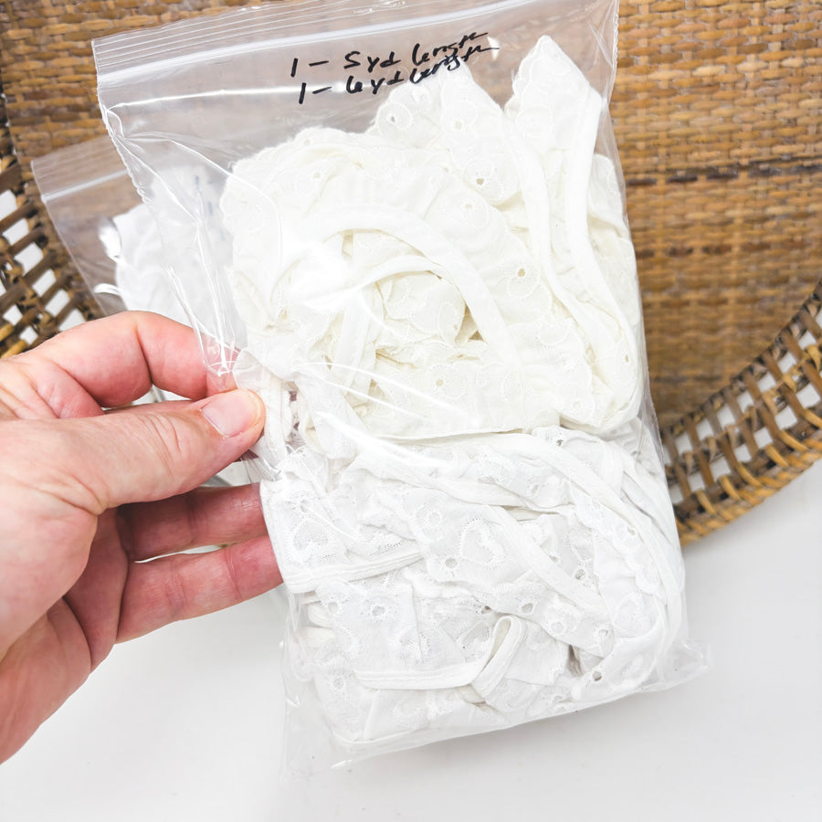 Eyelet Trim Yardage Bundles (1)