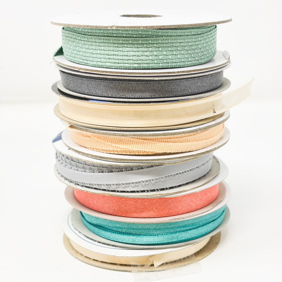 Coastal Breeze – Assorted Ribbon Tower (8)